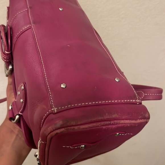 Cole Haan please check all picture of condition - Picture 10 of 16